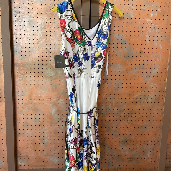 Fun bright dress! Buy now and be the first to have a new spring dress!! - Picture 11 of 13